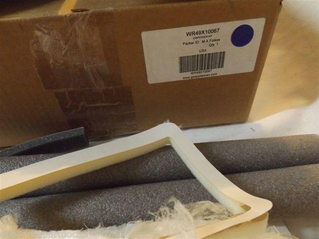 GE REFRIGERATOR WR49X10067 DISPENSER MOISTURE KIT NEW IN BOX GE REFRIGERATOR WR49X10067 DISPENSER MOISTURE KIT NEW IN BOX